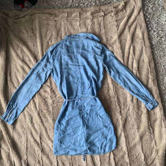 DENIM BUTTON UP DRESS - Picture 3 of 5